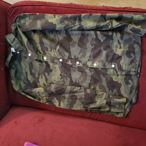 Camo Old Navy Button Down XL Boys